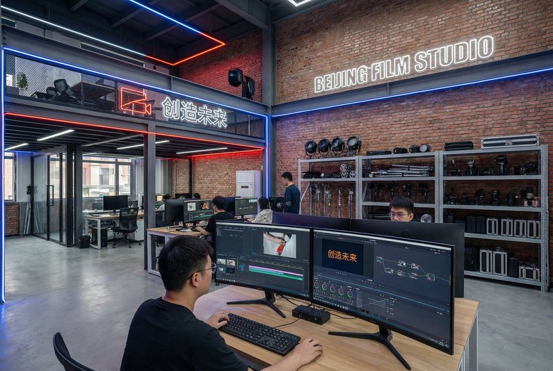 母狗影视传媒公司办公室